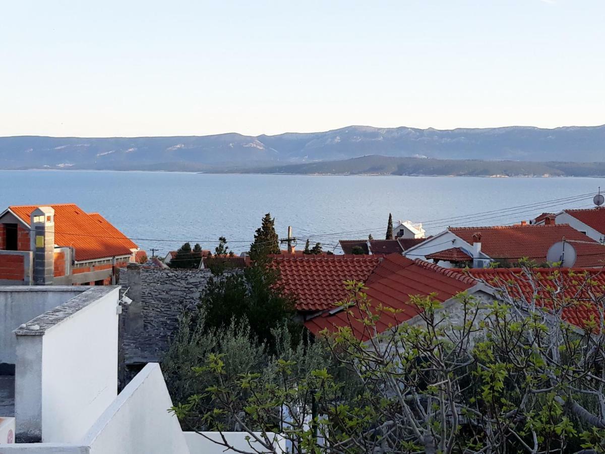 Apartmani Vinko Bol Exterior photo